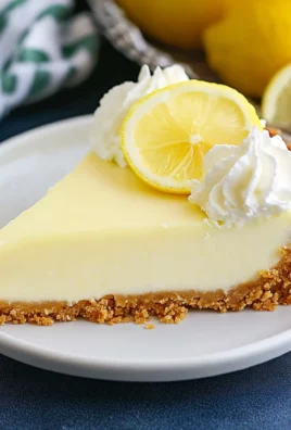 Creamy Lemon Icebox Pie