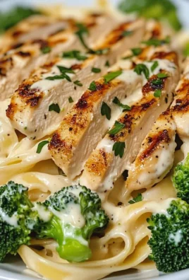 Creamy Chicken Alfredo with Broccoli