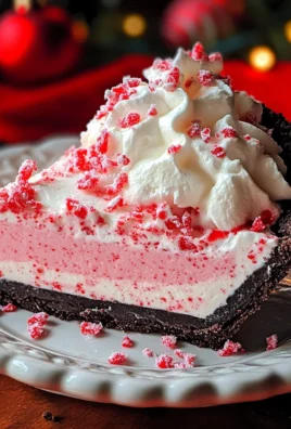 No Bake Christmas Peppermint Pie