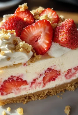 Strawberry Shortcake Cheesecake: A Delightful Recipe!