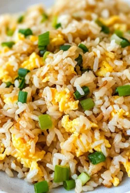 10 min. Easy Egg Fried Rice (only 6 ingredients!)