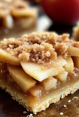 Apple Crisp Shortbread Bars: The Perfect Dessert for Any Season